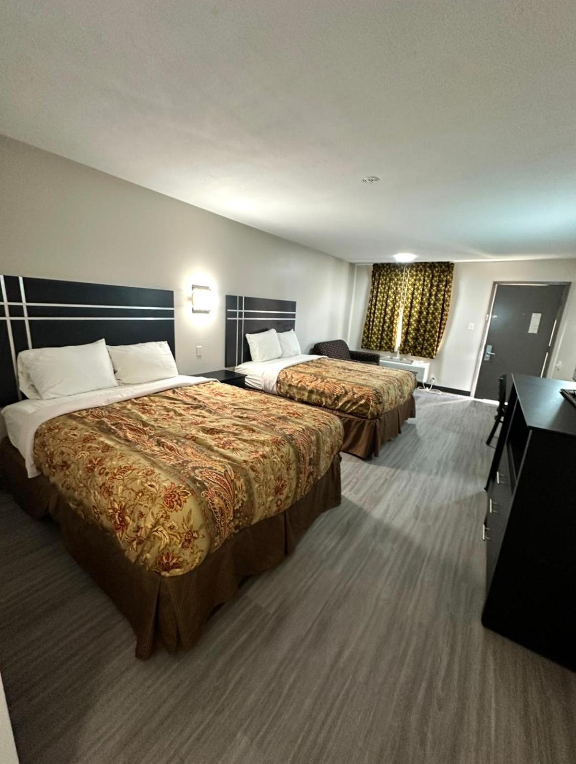Sunset Inn Brady Екстер'єр фото